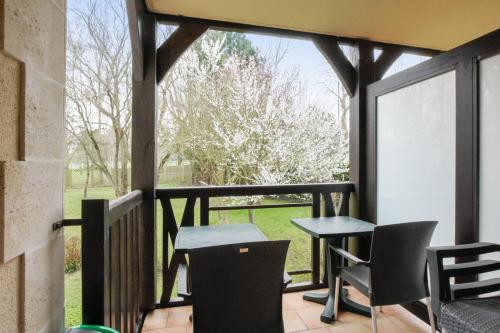 Nice flat with pool near the beach - Deauville - Welkeys