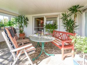 Nice flat with sauna covered terrace garden and tree house for children