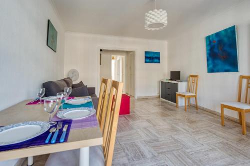 Nice flat with terrace and parking at the heart of Cagnes-sur-Mer - Welkeys