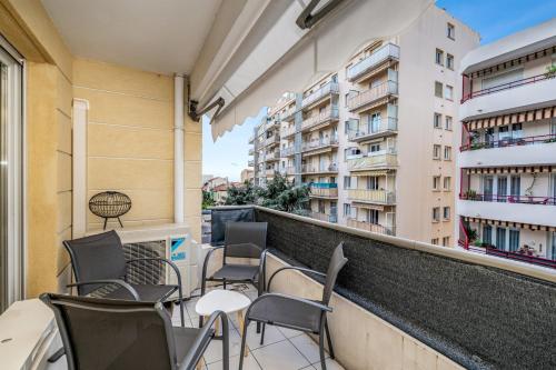 Nice flat with terrace in Cannes La Bocca - Welkeys