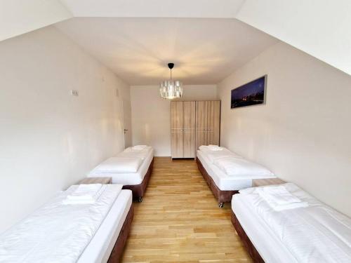 Nice flat with terrace in Mitte Berlin 2032