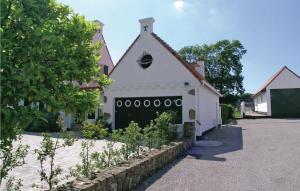 Nice home in Inxent with WiFi