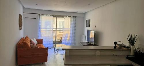 Nice la Belle, city centre 1 bed, 2 terrace, quiet