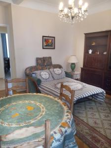 Nice Large 2BR Sunny 20 Meter Terrace Parking Beach Shops