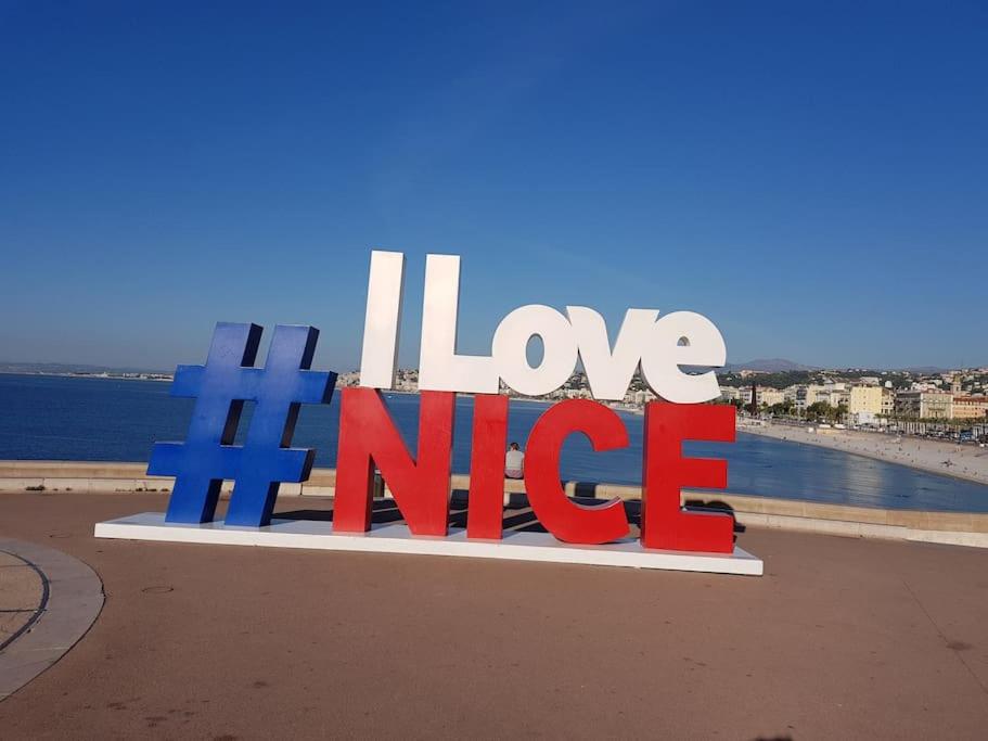 Appartement Nice & Les Cypres 272 Avenue de la Californie 06200 Nice