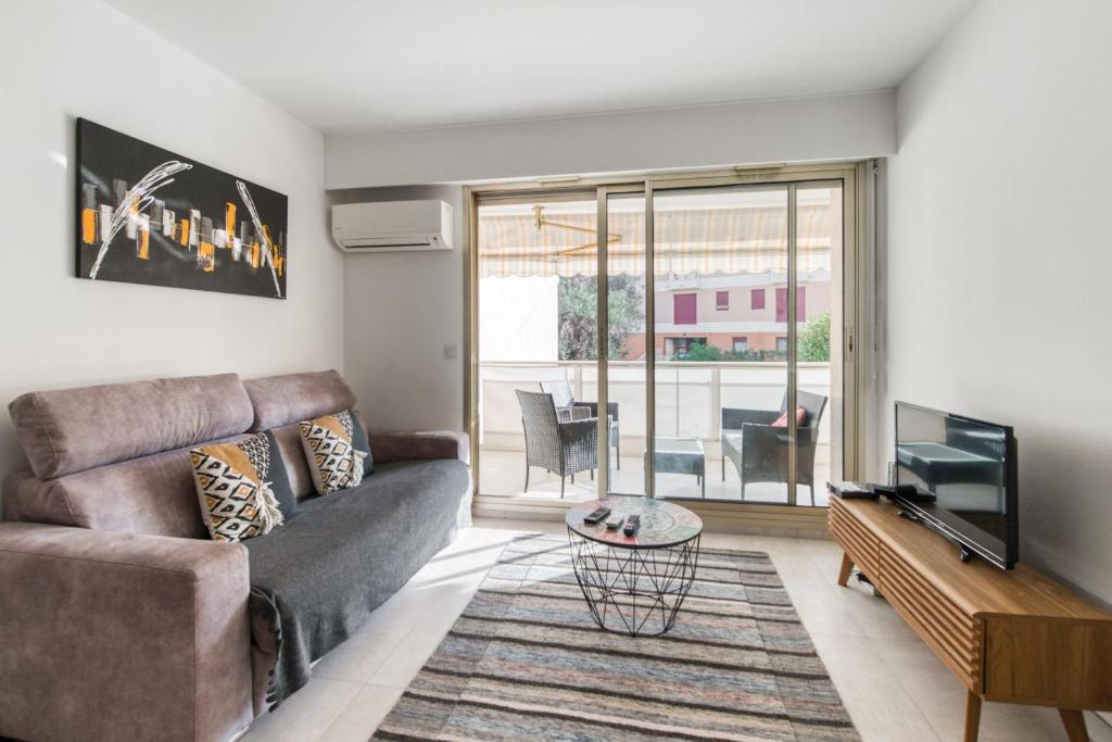Nice & modern flat with balcony between Juan-les-Pins and Antibes - Welkeys 93 boulevard du Président Wilson, 06600 Antibes