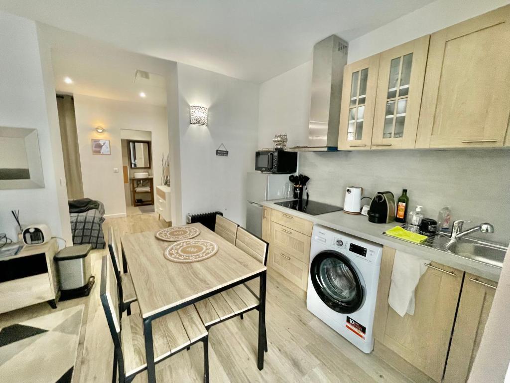 Nice, Seaside apartment 5 Rue Paul Valéry, 06000 Nice