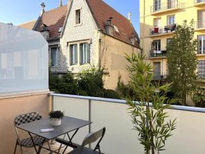 Nice signature France/Piétonne-terrasse N°12