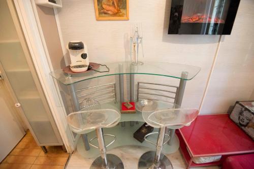 Nice studio for 2 in the heart of Paris