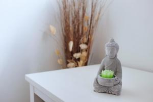 Nice studio in the heart of rue de Paradis close to the beaches