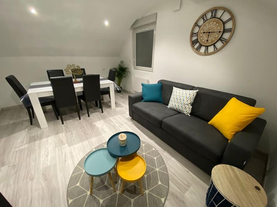 Nice studio near Eiffel Tower