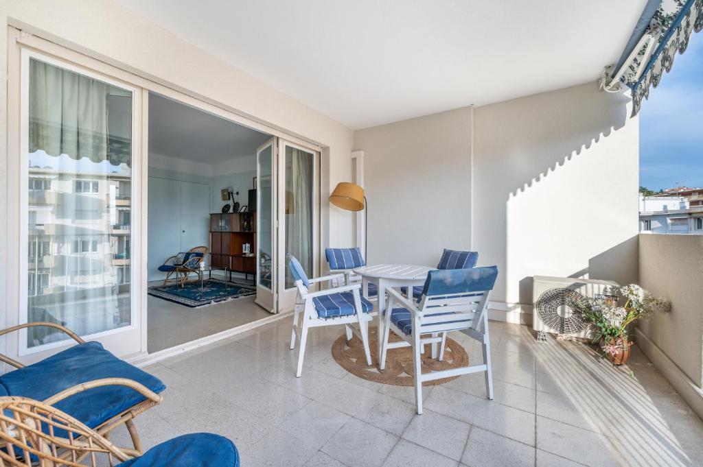 Nice studio near the city centre with parking 15 Bd du Général Vautrin, Cannes, France, 06400 Cannes