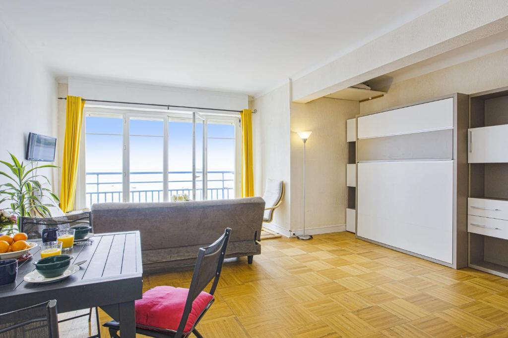 Appartement Nice studio w beautiful view - Saint-Jean-de-Luz - Welkeys 2 Place Maurice Ravel 64500 Saint-Jean-de-Luz