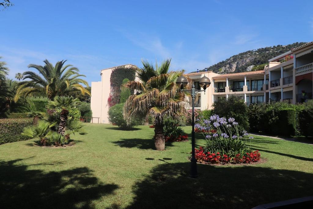 Nice studio with balcony in a well equipped residence - Antibes - Welkeys