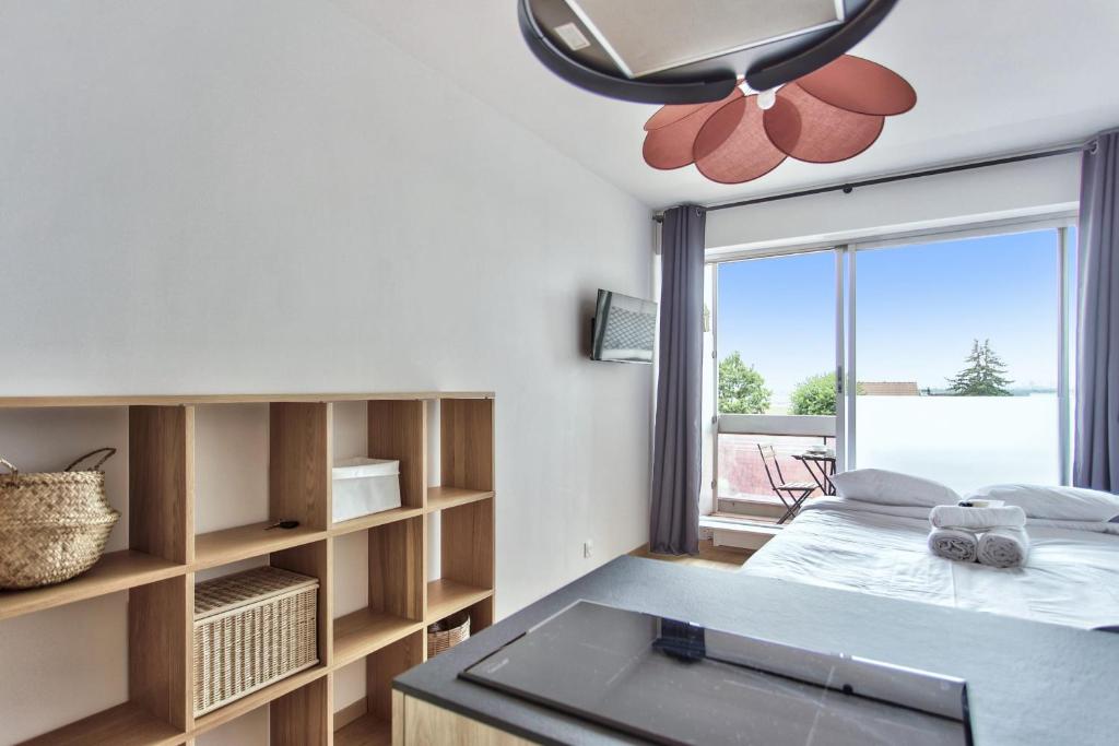 Nice studio with balcony - Puteaux - Welkeys 33 Rue Cartault, 92800 Puteaux