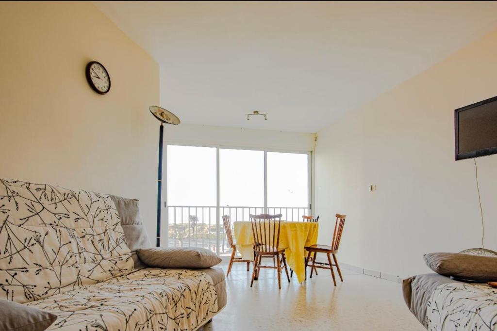 Nice studio with direct access to the sea Promenade du grand large Résidence le florence Appartement n° 18 B 1ère étage, 30240 Le Grau-du-Roi