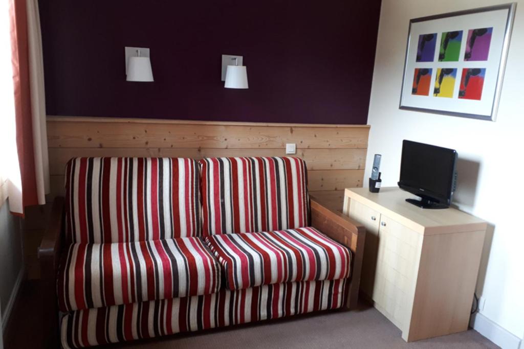 Nice Studio With Mountain View Résidence les Lauzes, 73210 La Plagne Tarentaise