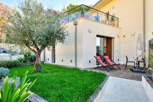 Nice studio with terrace and parking near the center of Aix