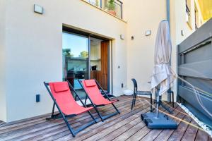 Nice studio with terrace and parking near the center of Aix