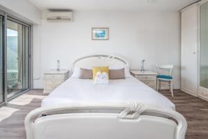 Nice Studio with terrace close to the center of Cannes