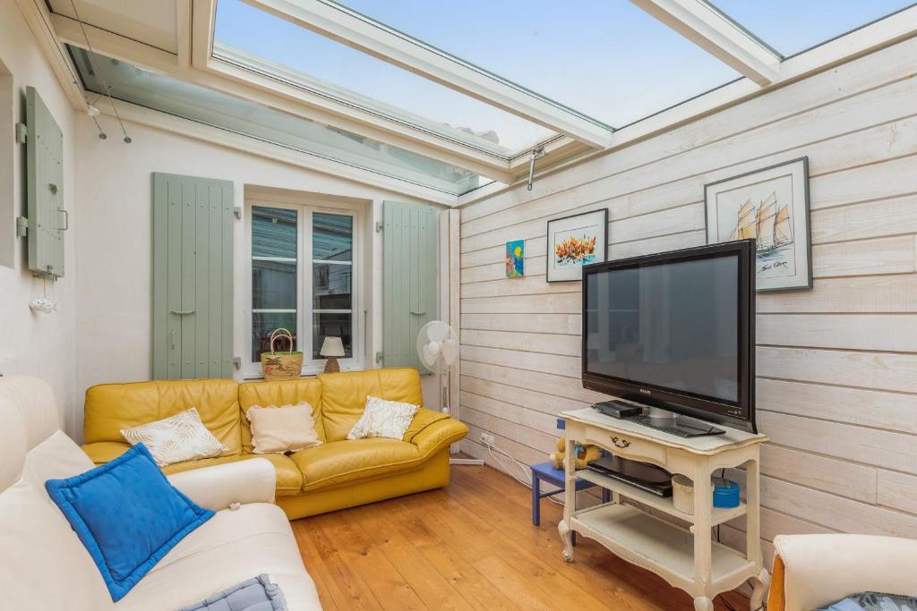 Nice studio with veranda nearby the beach in La Flotte - Welkeys 20 chemin du Puits de Fer, 17630 La Flotte