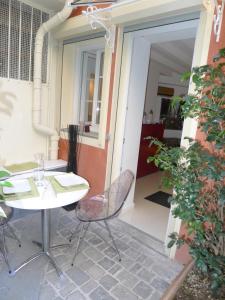 Appartement NICE VILLAGE1 AP2087 by RIVIERA HOLIDAY HOMES HOTEL DES POSTES, 45 06000 Nice Provence-Alpes-Côte d\'Azur