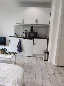 NICE VILLE: COSY WHITE
