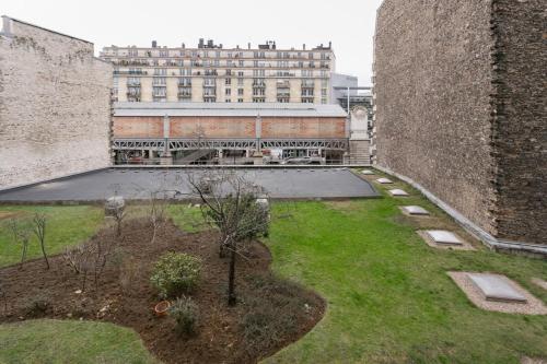 Nicely decorated modern studio near the Eiffel Tower - Paris - Welkeys