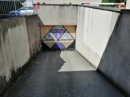 Nicolas I, 53m2, une chambre, parking privé