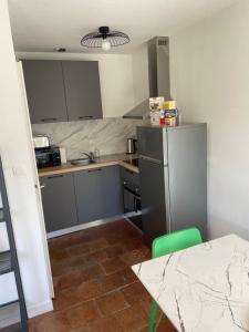 Appartement Nid douillet à la campagne, deux chambres 12 Rue du Rollin 69170 Valsonne Rhône-Alpes