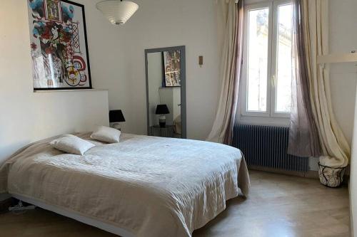 Appartement Nid douillet t3 au coeur des remparts 10 ruelle du Petit Bouschet 30220 Aigues-Mortes Languedoc-Roussillon