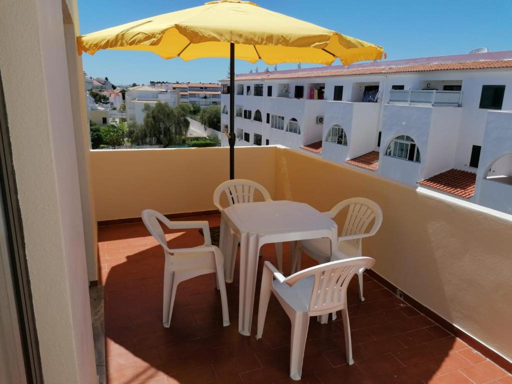 Ninho 24 Estrada de Santa Eulália, Edifício Oura Azul, Fração AAM, 8200-269 Albufeira