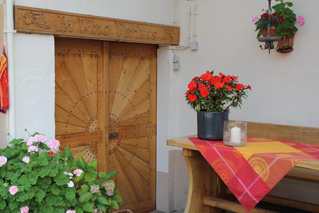 No. 73 - Idylle im Rebenmeer Weinstraße 73, 76889 Pleisweiler-Oberhofen