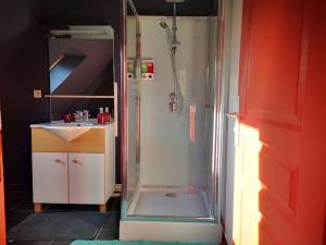 No2 appartement entier sweet et cosy en rez de jardin parking gratuis