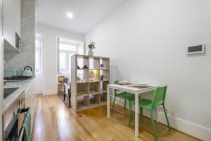 Nomad's Easy Stay - 1BED Alegria Emerald