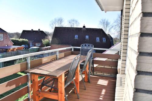 Nordsee Anker Unsere moderne 87 qm Ferienwohnung in Norden Ortsteil Ostermarsch