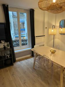 NOTRE DAME - STYLISH APARTMENT