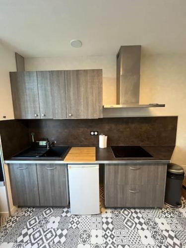 Appartement Nouveau - La cabane verte - une nuit pour deux 2 Rue du Vieux Bourg 87430 Verneuil-sur-Vienne Limousin