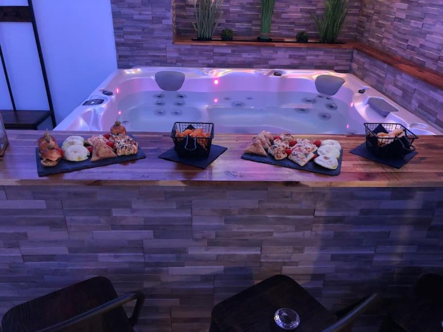 Appartement Nuit en amoureux c’est par ici 10 Allée des Cordeliers 31490 Léguevin