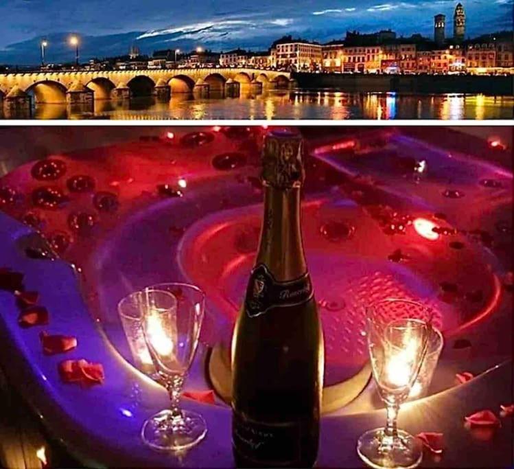 Nuit romantique au cœur de MÂCON avec spa et bouteille offerte 41 Rue Gambetta. 4iemes etages, 71000 Mâcon
