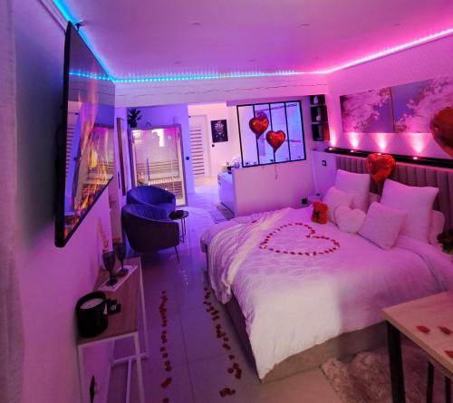 Nuit Romantique Jacuzzi & Sauna privatifs