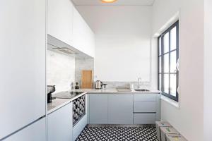O Aleph, irresistible duplex apt. w/AC and balcony