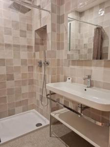 Oasis Hyérois: 3 p luxe 70 m2 + jardin privatif