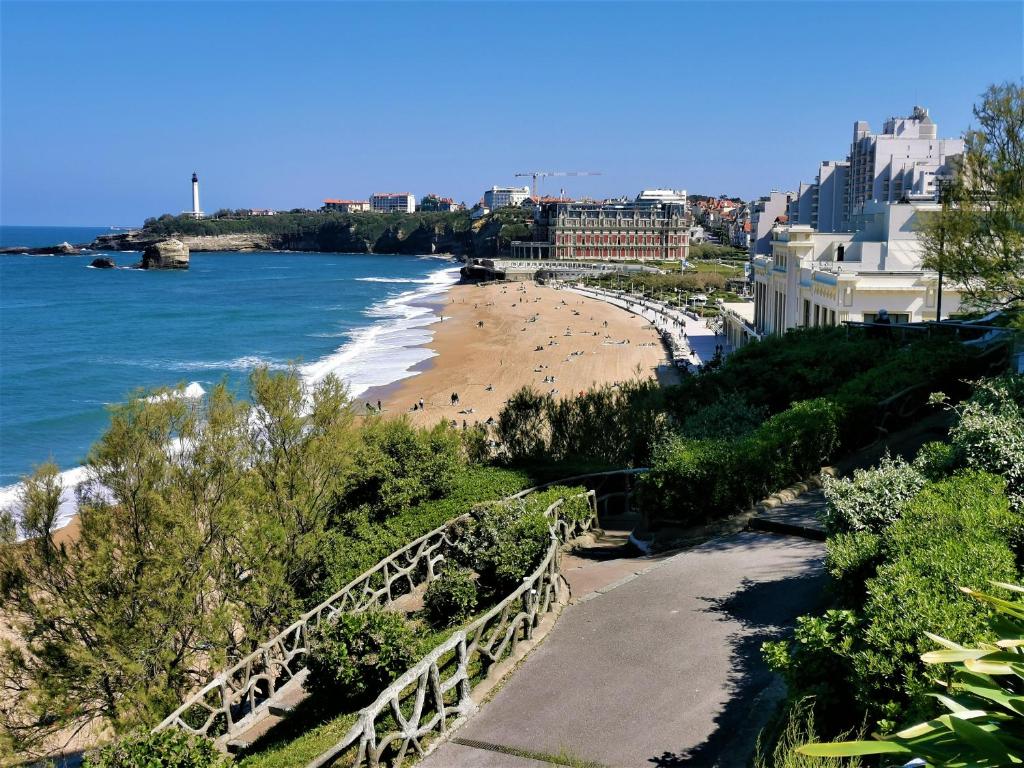 Appartement Ocean 7 713 - 7e étage 21ter Avenue Edouard VII 64200 Biarritz