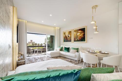 Ocean View Luxury Suite & Terrace Estoril, Cascias
