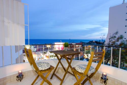 OCEANVIEW GALLERY HOUSE