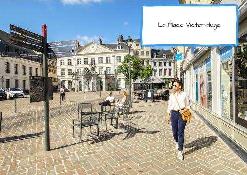 Odes et Ballades Place Victor Hugo