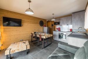 ODYSSEE B101 - Appartement traversant sur les pistes