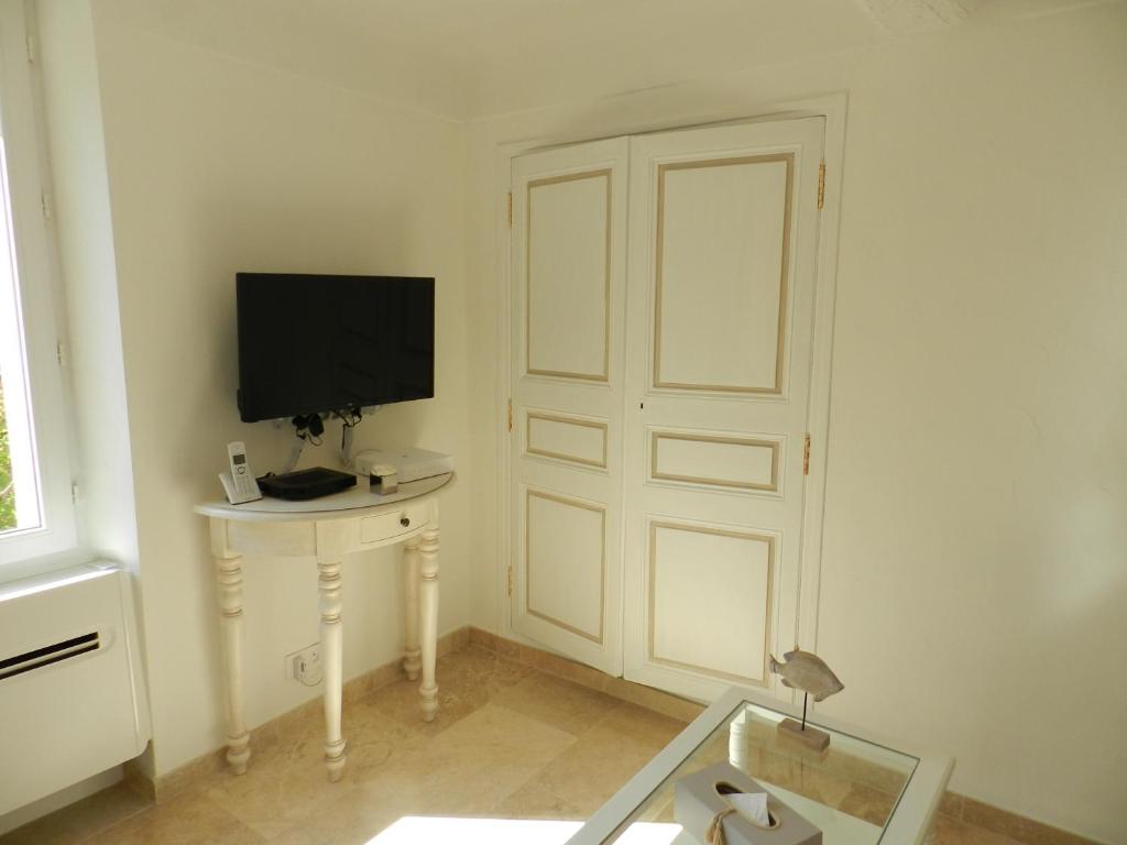 ODYSSEE B203 Vaste appartement en vieux bois sur les pistes, vue panoramique 73300 La Toussuire