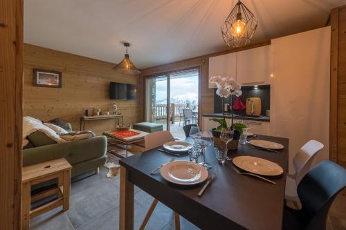 ODYSSEE ERJ01 Appartement avec terrasse et acces aux pistes